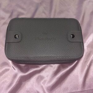 SEALED NEW 2025 Therabody UNITED AIRLINES Business Class Polaris Amenity Kit